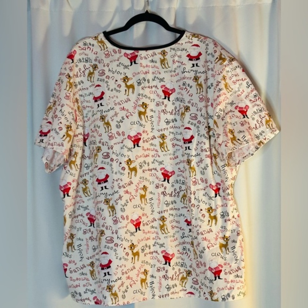 Rudolph Reindeer Christmas Holiday Nurse Hospital Scrub Top EUC size 2XL - Picture 4 of 4
